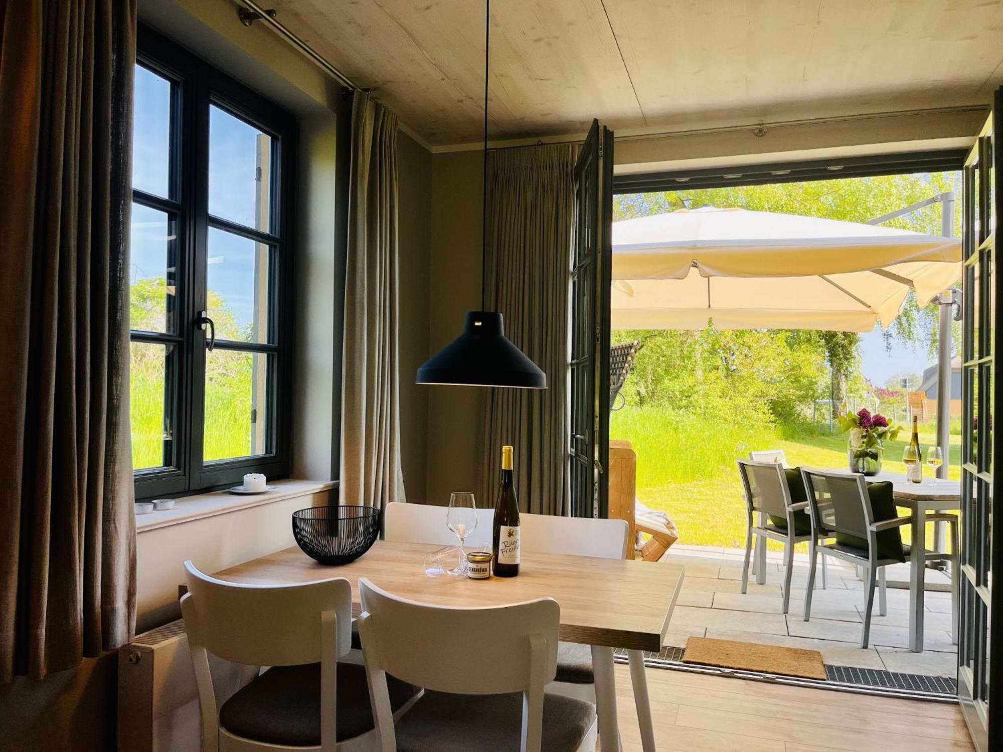 Ferienhaus Strandleben 09 Feriendorf Klein Stresow Ruegen By Ruyastay プットブス エクステリア 写真