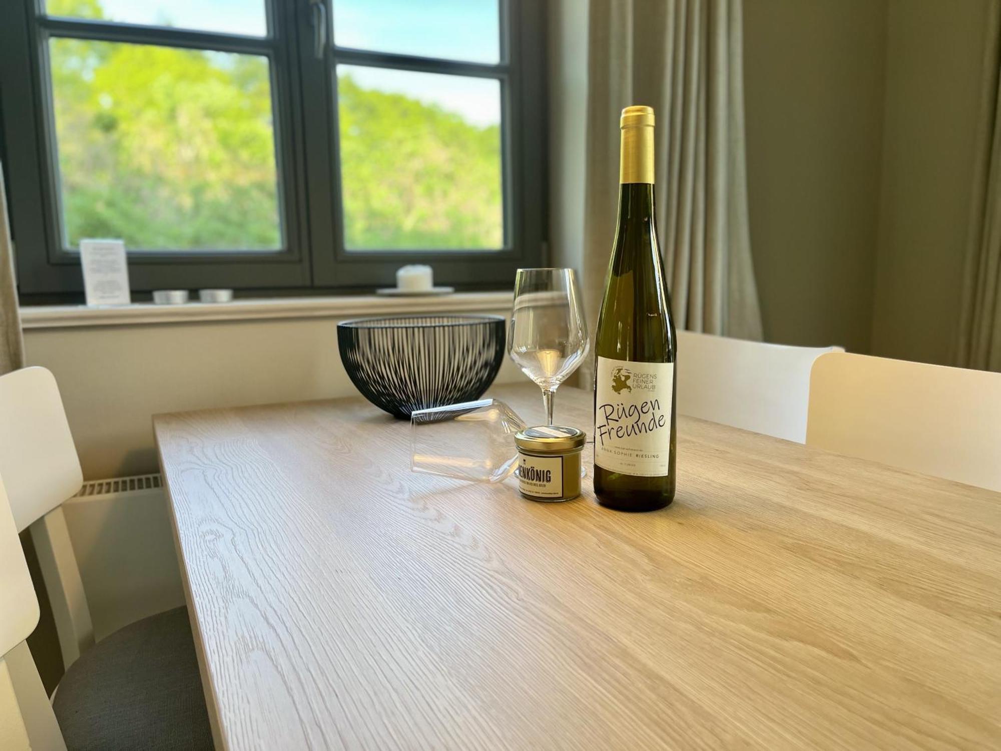 Ferienhaus Strandleben 09 Feriendorf Klein Stresow Ruegen By Ruyastay プットブス エクステリア 写真